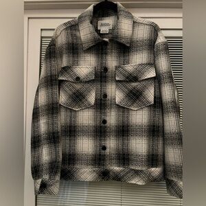 Boston Traders Women’s Trucker Jacket nwot small